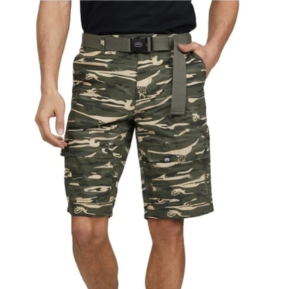 Ecko Unlimited Other - Ecko‎ Unltd Camo Cargo Shorts Size 32 NWT